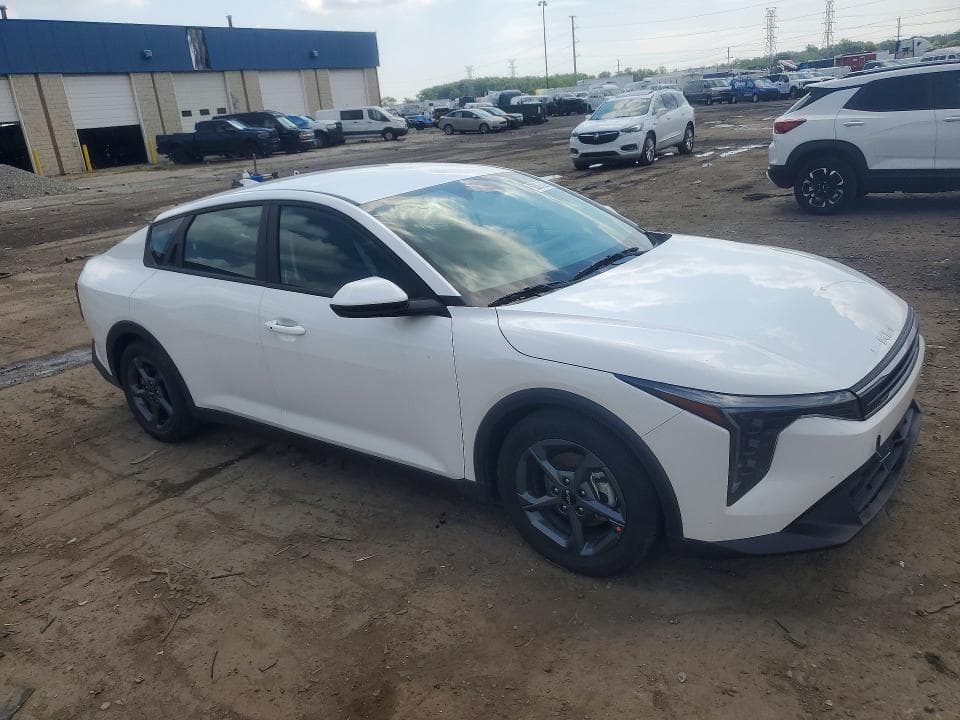 2026 KIA K4 LXS 4