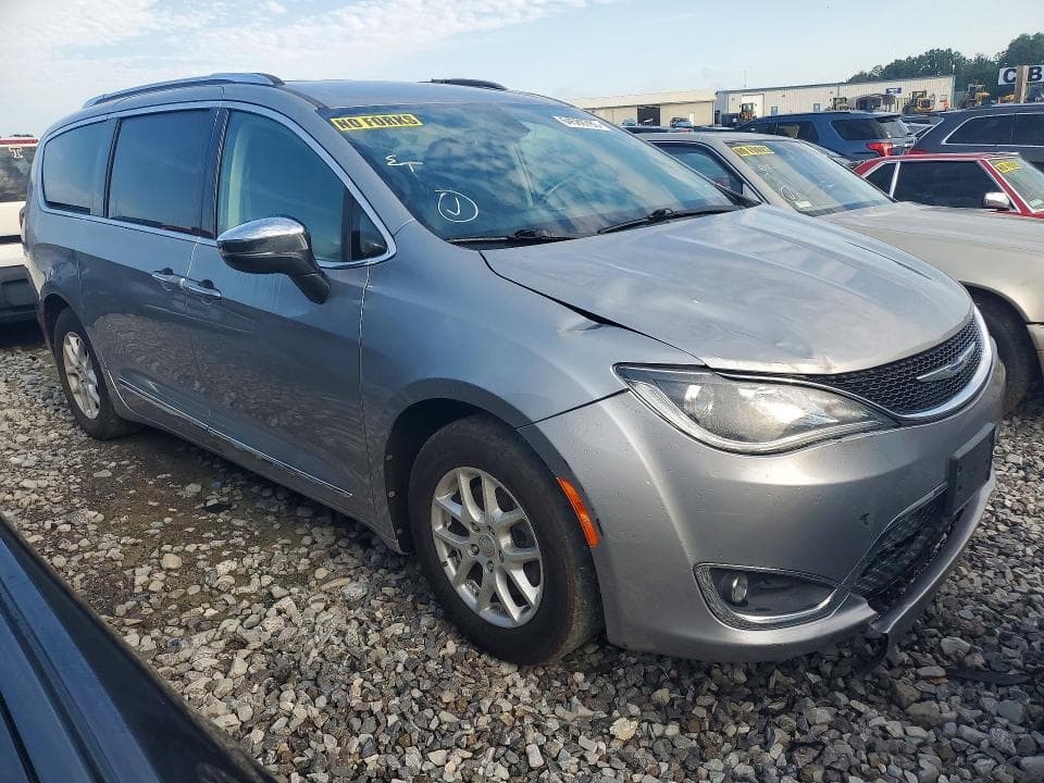 2020 CHRYSLER PACIFICA TOURING L 4