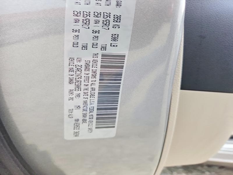 2018 CHRYSLER PACIFICA HYBRID LIMITED 14