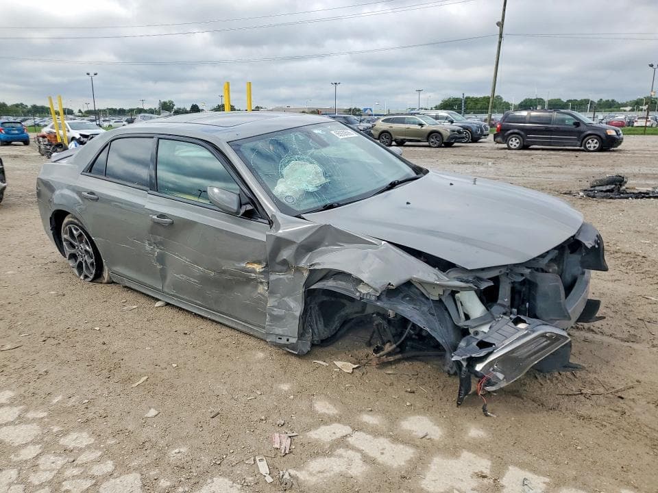 2017 CHRYSLER 300 S 4