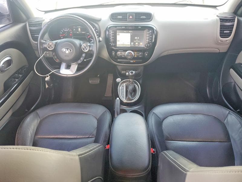 2017 KIA SOUL + 8
