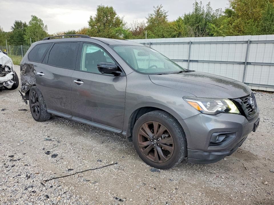 2018 NISSAN PATHFINDER SL 4