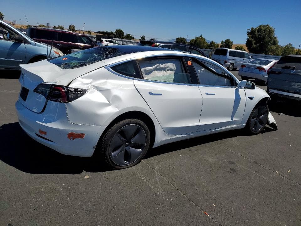 2020 TESLA MODEL 3 3