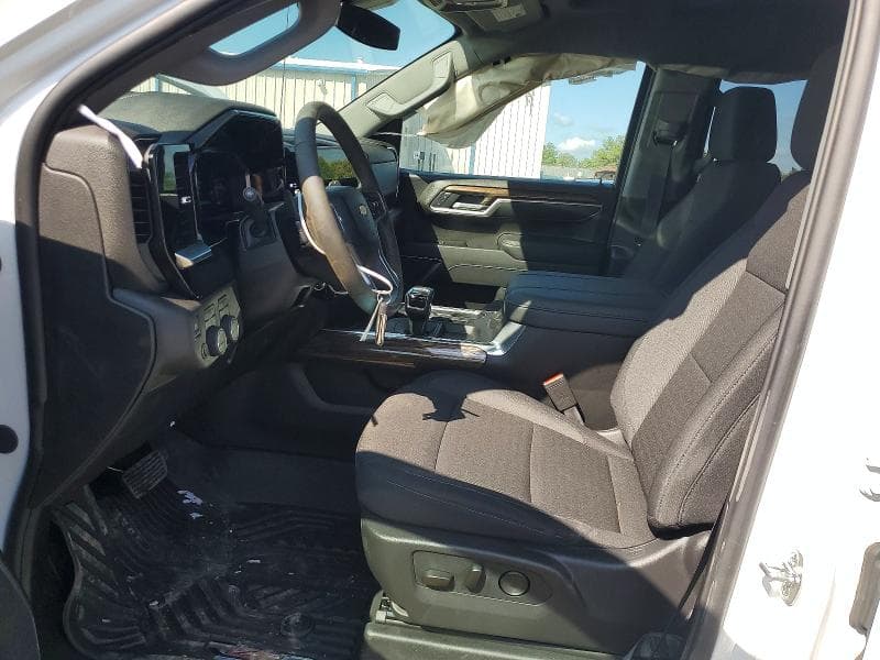 2026 CHEVROLET SILVERADO K1500 LT 7