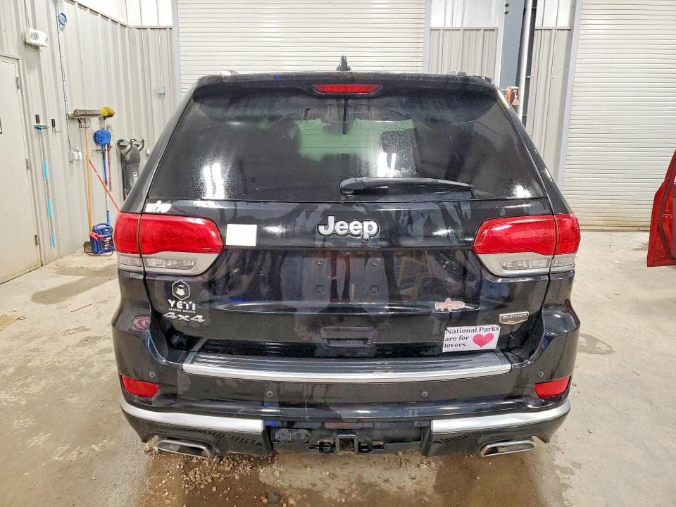 2017 JEEP GRAND CHEROKEE SUMMIT 6
