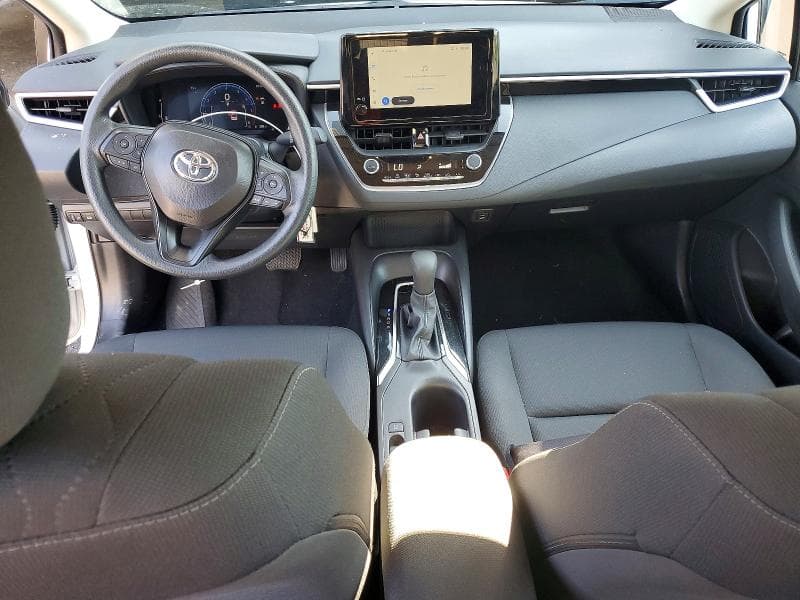 2026 TOYOTA COROLLA LE 8