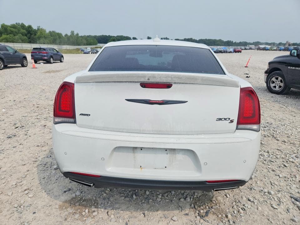 2022 CHRYSLER 300 S 6