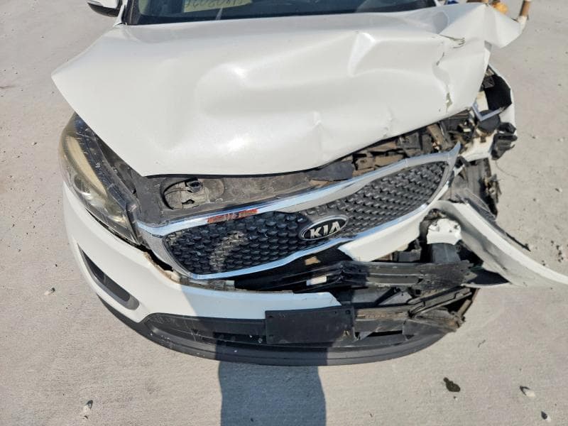 2018 KIA SORENTO LX 12