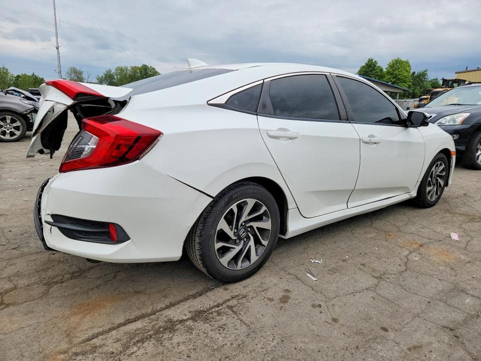 2017 HONDA CIVIC EX 3