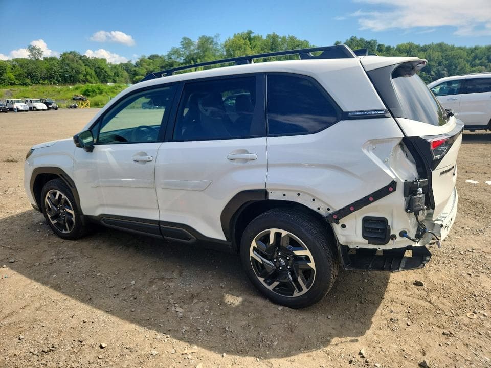 2025 SUBARU FORESTER LIMITED 2