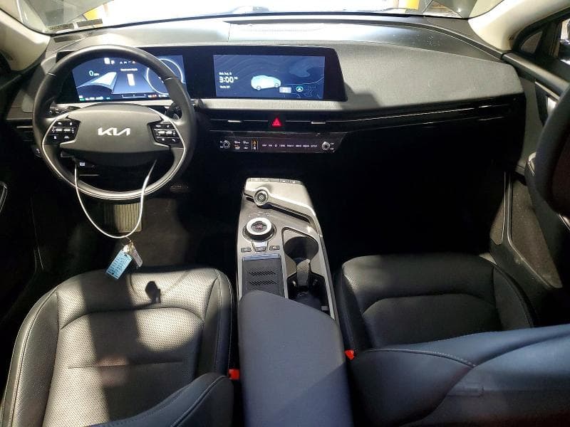 2023 KIA EV6 WIND 8