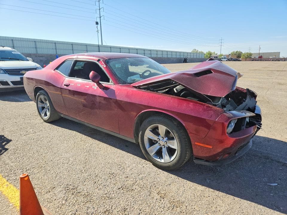 2017 DODGE CHALLENGER SXT 4