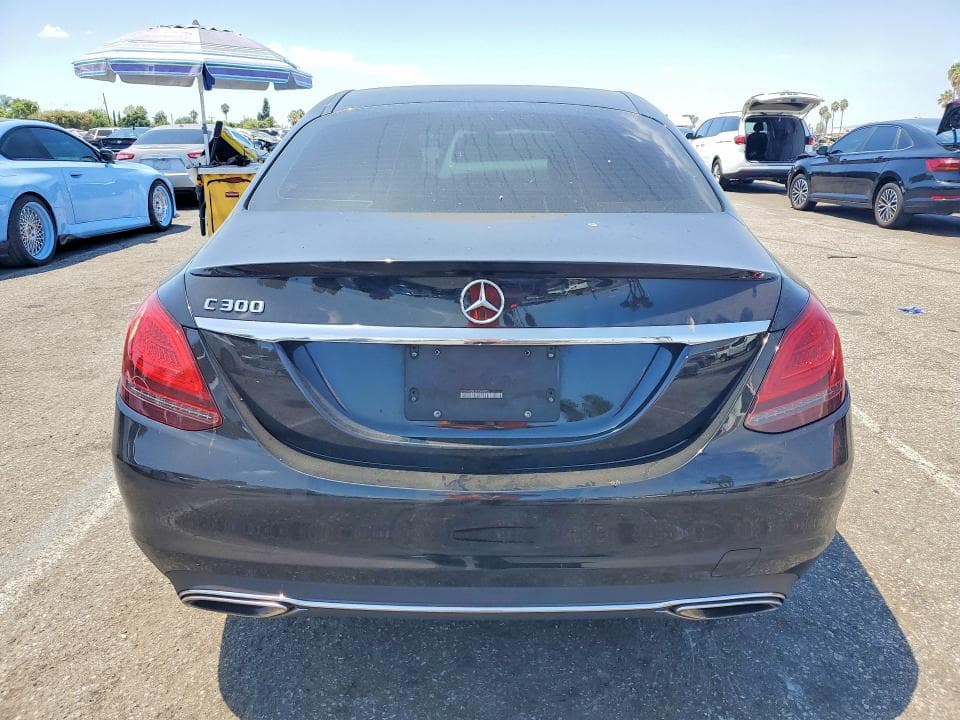 2019 MERCEDES-BENZ C 300 6