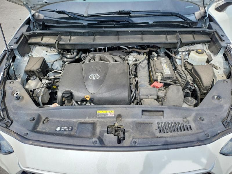 2020 TOYOTA HIGHLANDER XLE 12