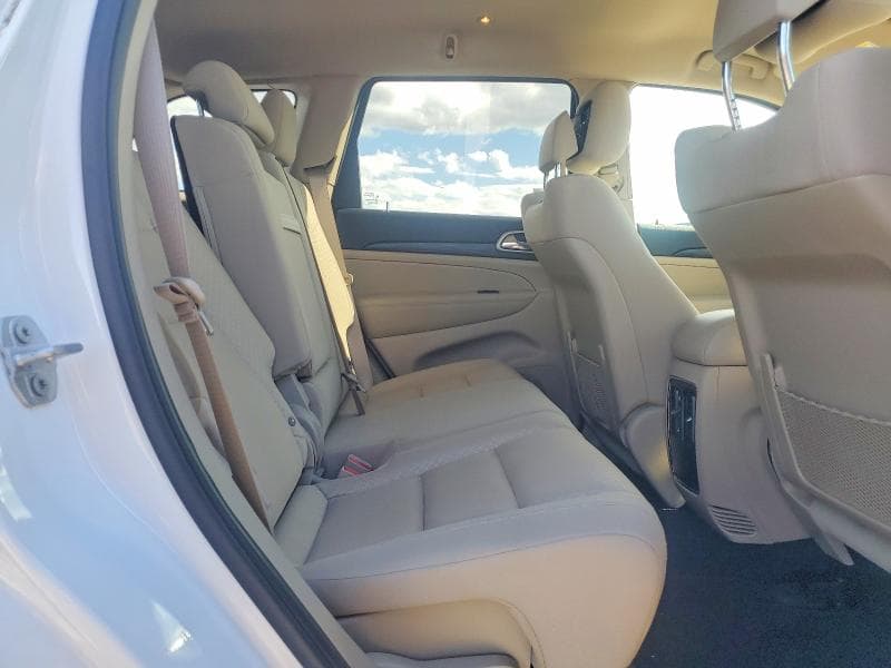 2020 JEEP GRAND CHEROKEE LAREDO 11