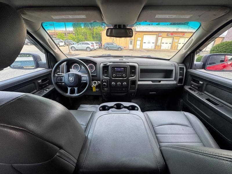 2018 RAM 1500 ST 9