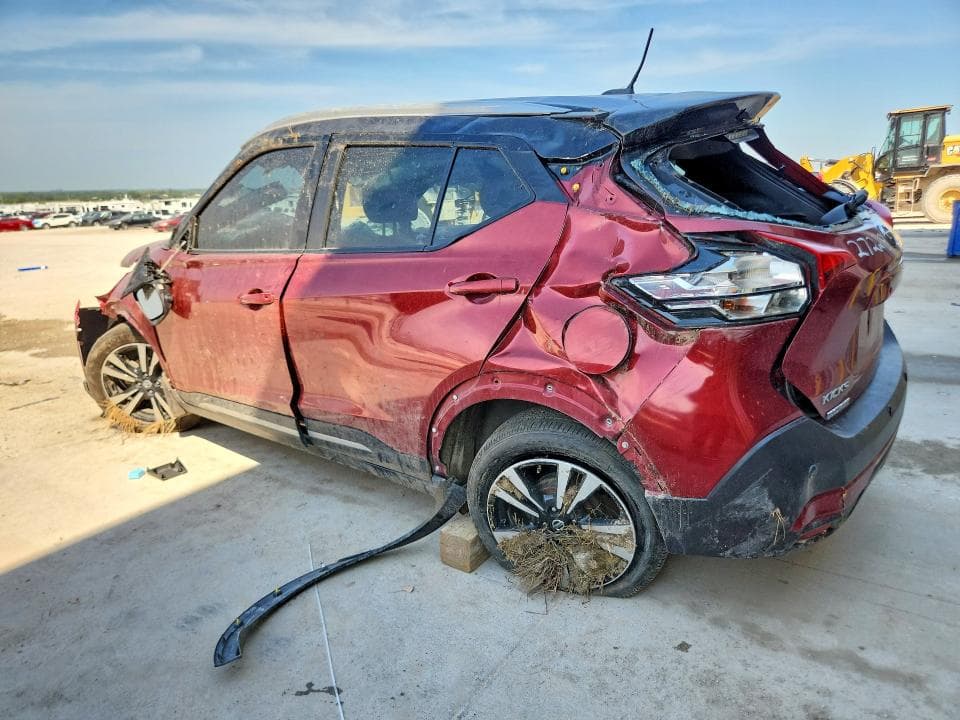 2020 NISSAN KICKS SR 2