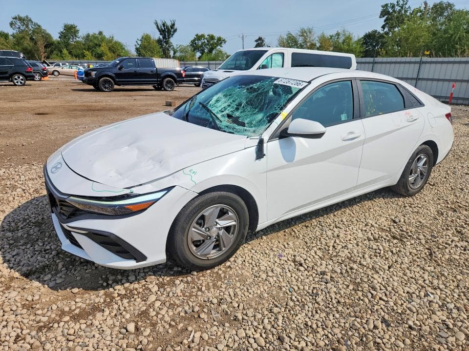 2024 HYUNDAI ELANTRA SE - 1