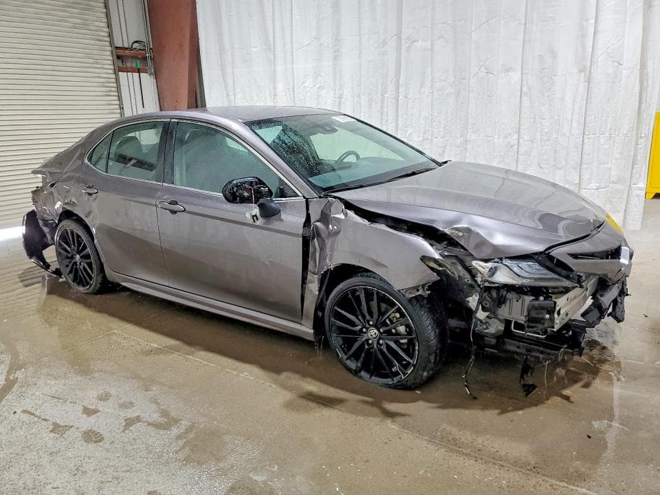 2024 TOYOTA CAMRY 4