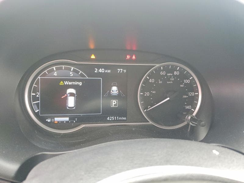 2019 NISSAN KICKS SR 9