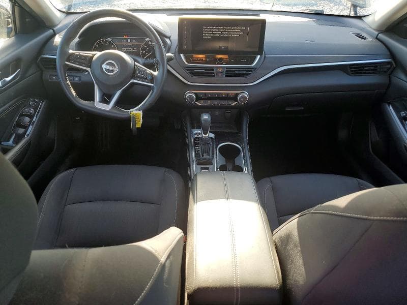 2023 NISSAN ALTIMA SV 8