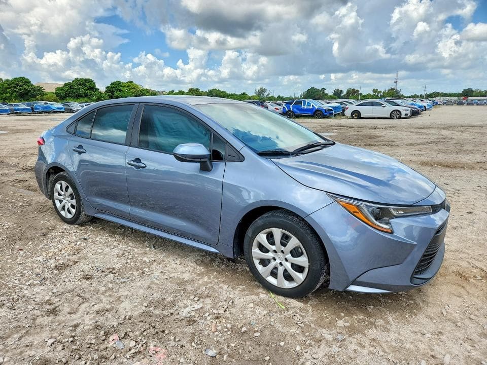 2024 TOYOTA COROLLA LE 4