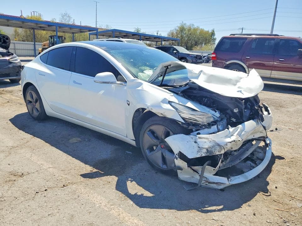 2019 TESLA MODEL 3 4