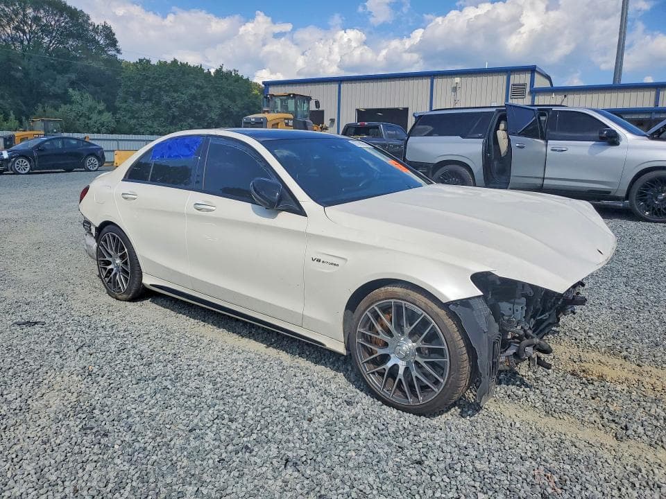 2021 MERCEDES-BENZ C 63 AMG-S 4