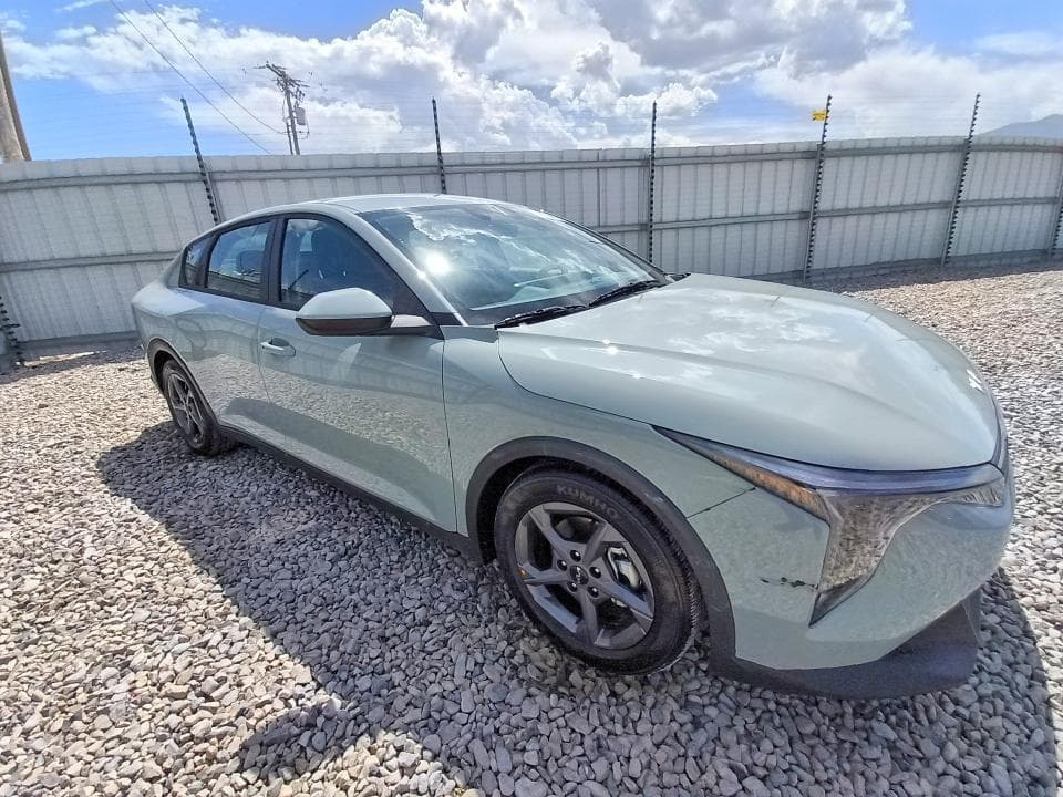 2026 KIA K4 LXS 4