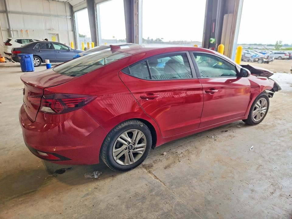 2020 HYUNDAI ELANTRA SEL 3