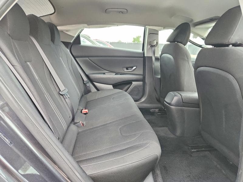 2023 HYUNDAI ELANTRA SEL 10