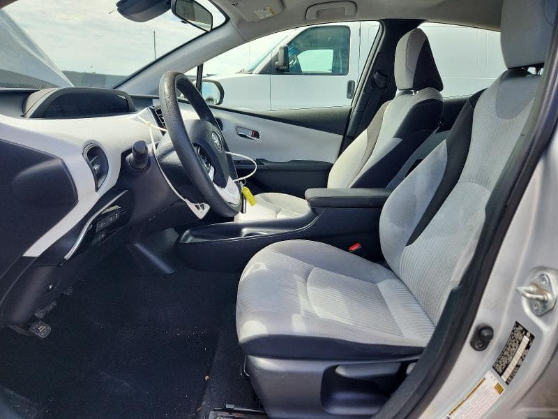 2017 TOYOTA PRIUS TWO 7