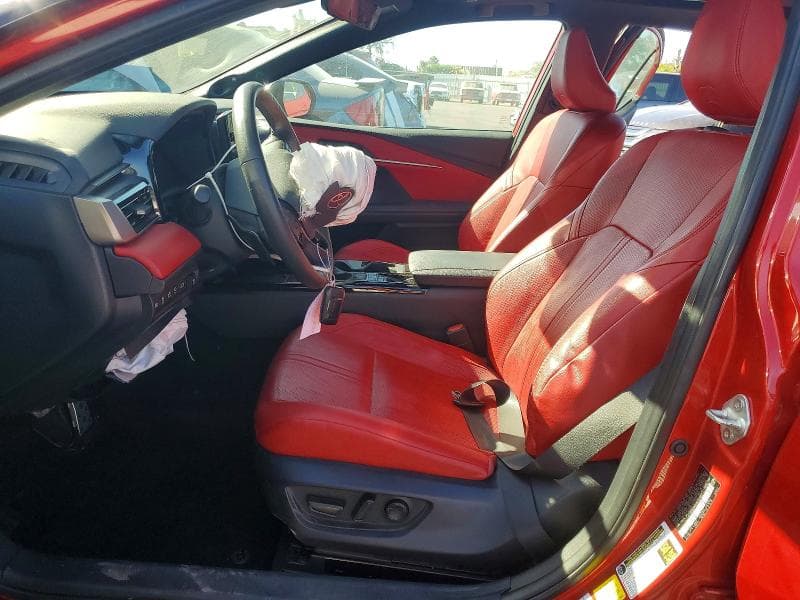 2025 TOYOTA CAMRY XSE 7