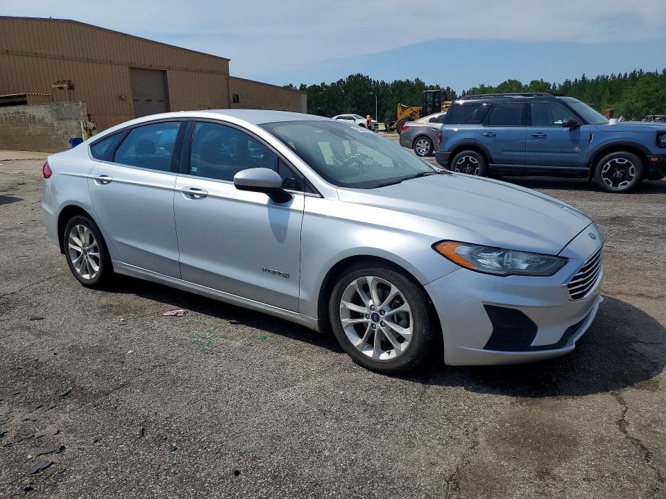 2019 FORD FUSION SE 4
