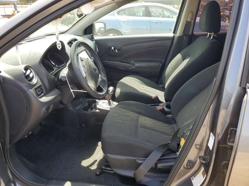 2019 NISSAN VERSA SV 7