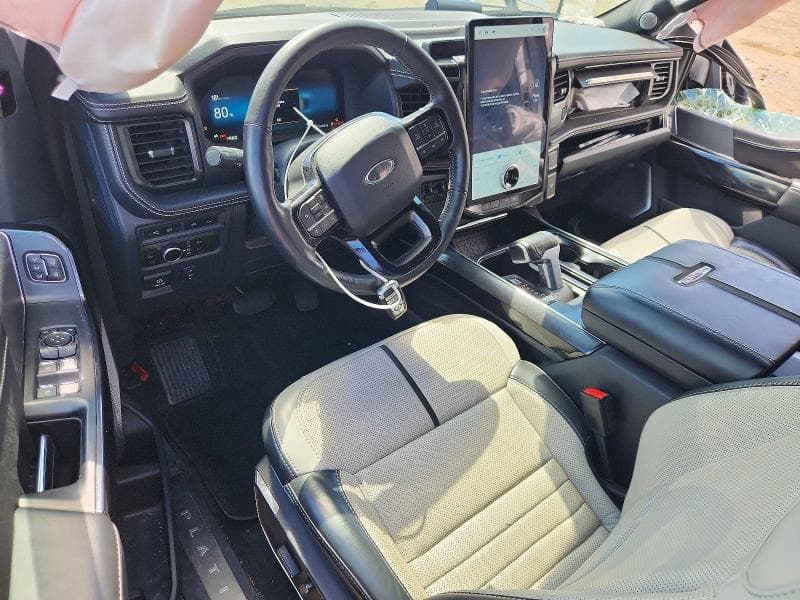 2023 FORD F150 LIGHTNING PRO 8