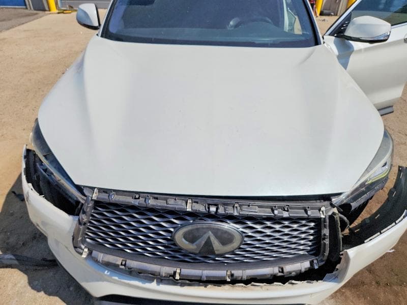 2019 INFINITI QX50 ESSENTIAL 11