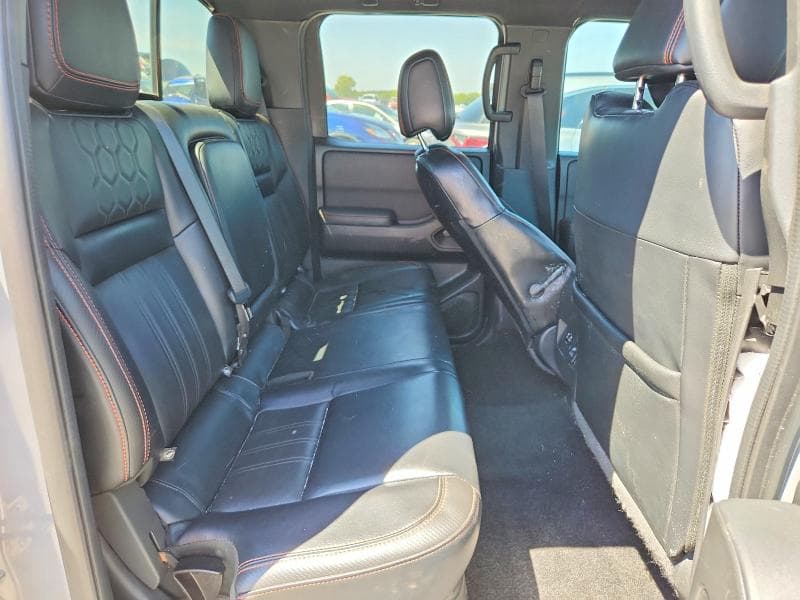 2023 NISSAN FRONTIER PRO-4X 10