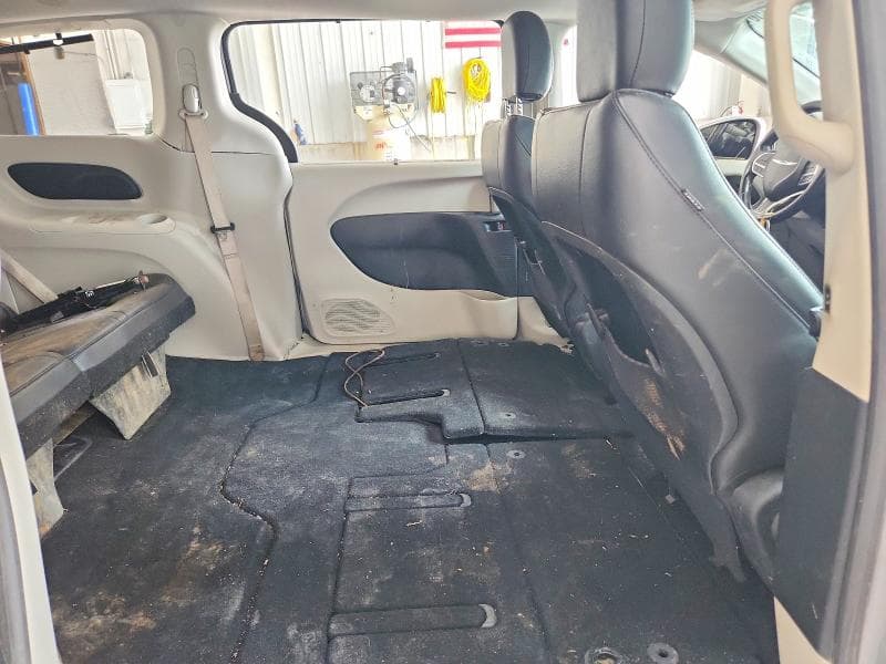 2020 CHRYSLER PACIFICA TOURING L 10