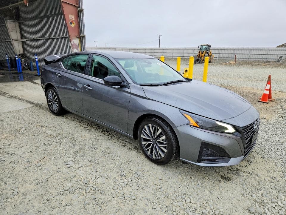 2026 NISSAN ALTIMA SV 4