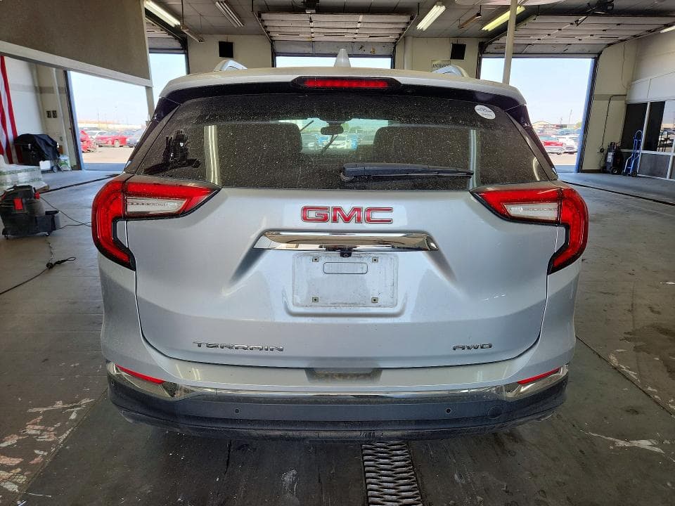 2022 GMC TERRAIN 6