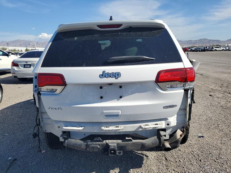 2020 JEEP GRAND CHEROKEE LAREDO 6
