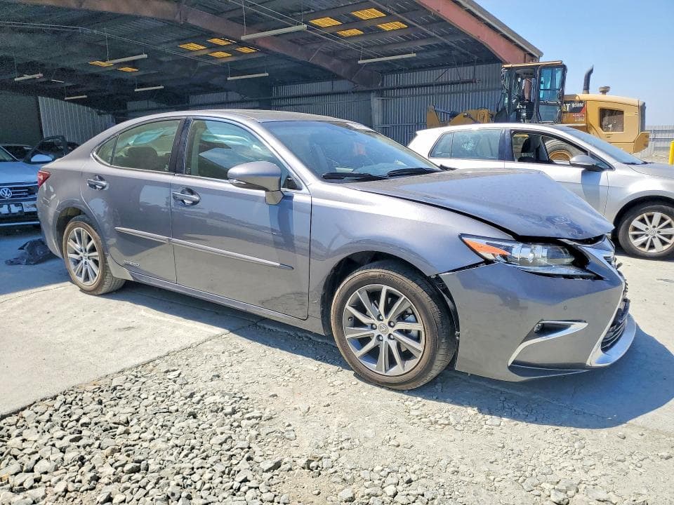 2018 LEXUS ES 300H 4