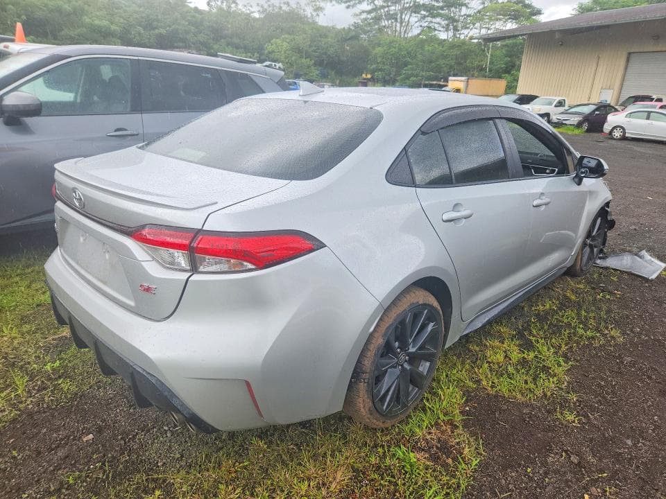 2024 TOYOTA COROLLA SE 3