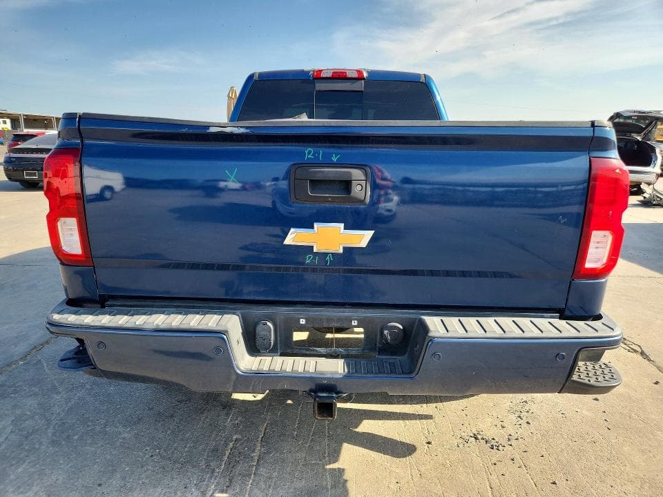 2018 CHEVROLET SILVERADO K1500 LTZ 6