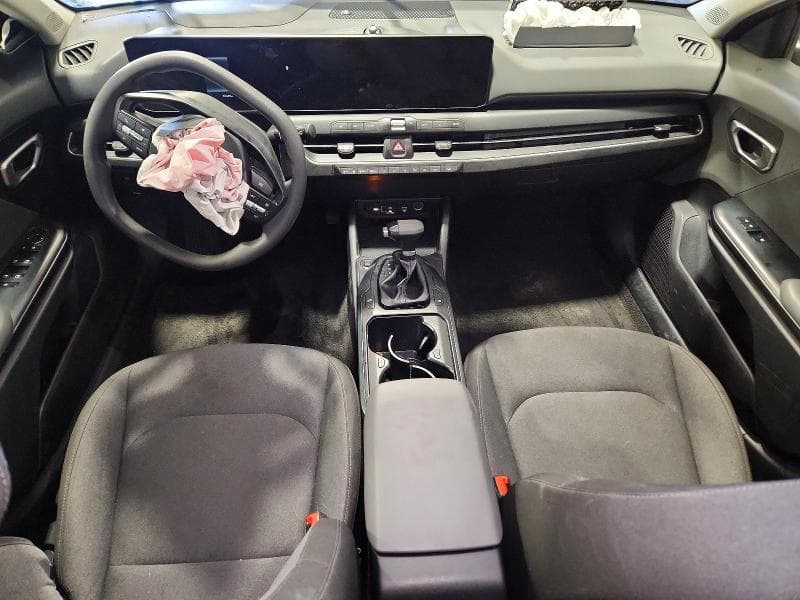 2025 KIA K4 LXS 8