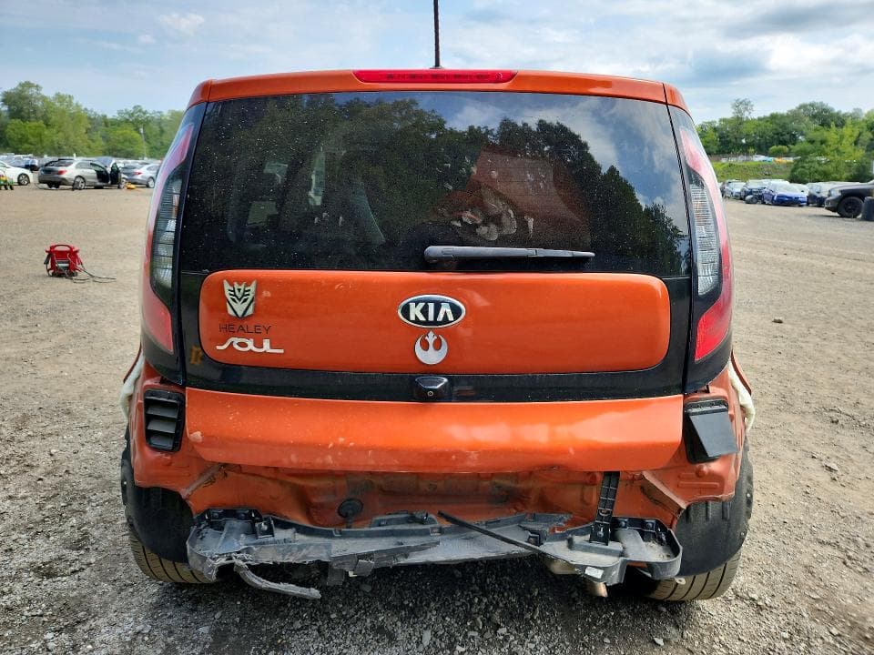 2018 KIA SOUL + 6