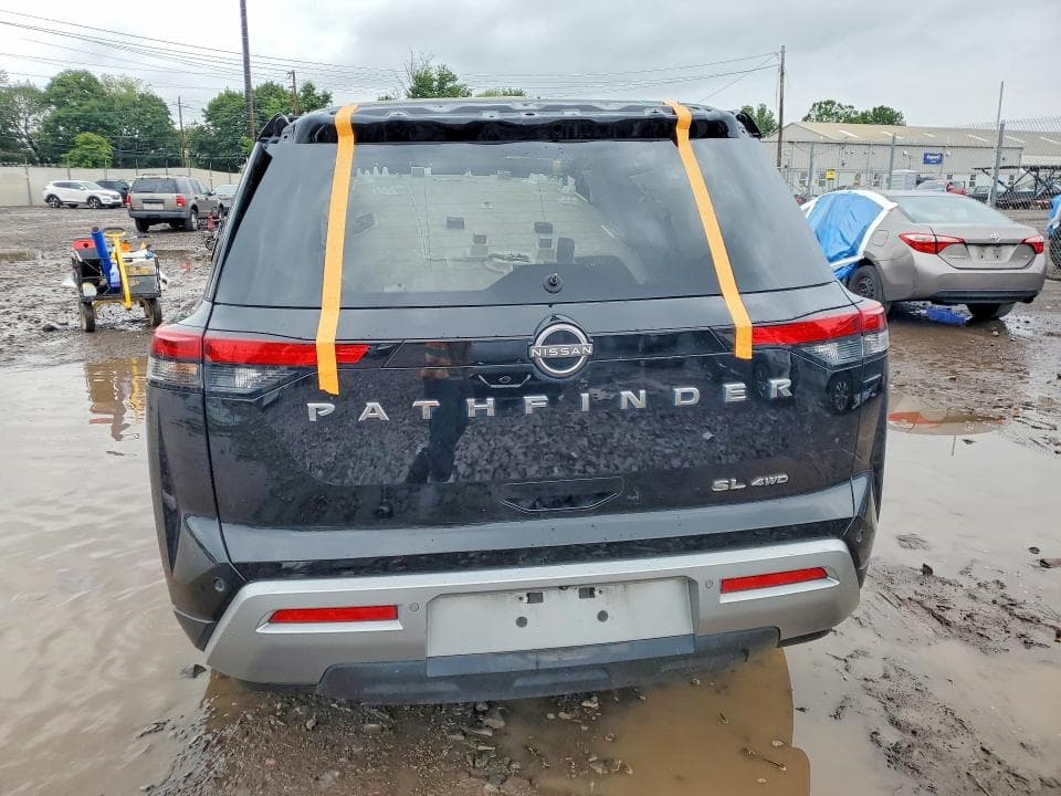 2022 NISSAN PATHFINDER SL 6
