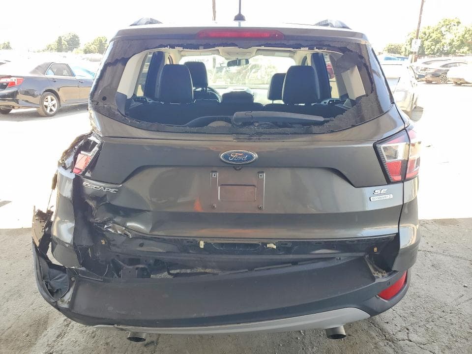 2017 FORD ESCAPE SE 6