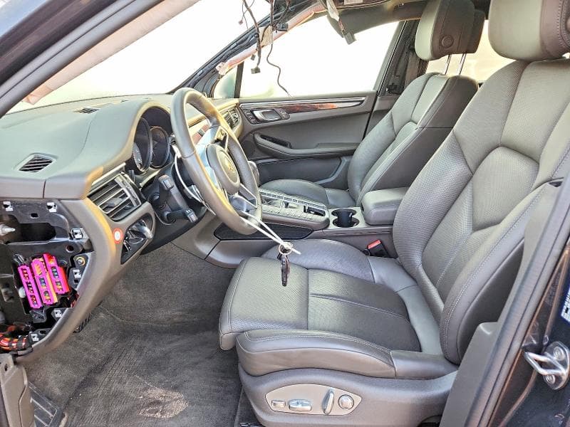 2019 PORSCHE MACAN S 7
